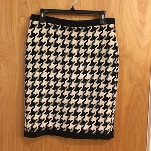Pink Tartan Houndstooth Wool Pencil Skirt